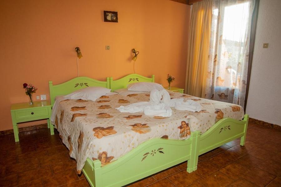Alkion Hotel Stalós Екстериор снимка