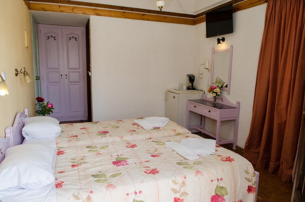 Alkion Hotel Stalós Екстериор снимка
